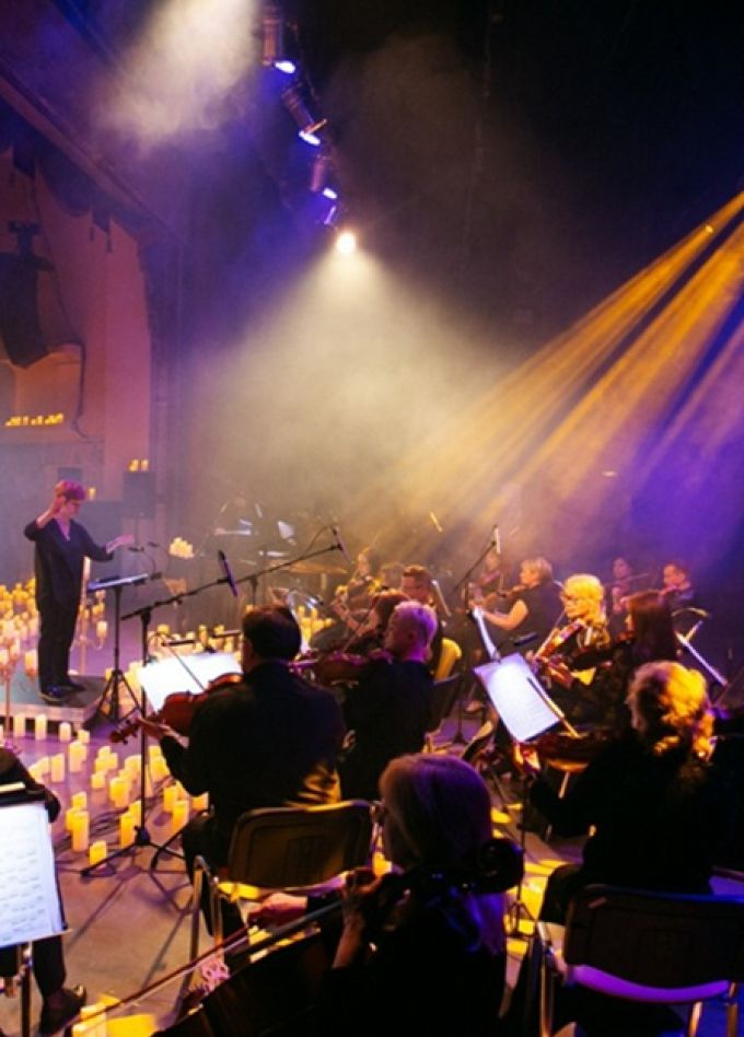 Мировые хиты классики в сиянии тысячи свечей