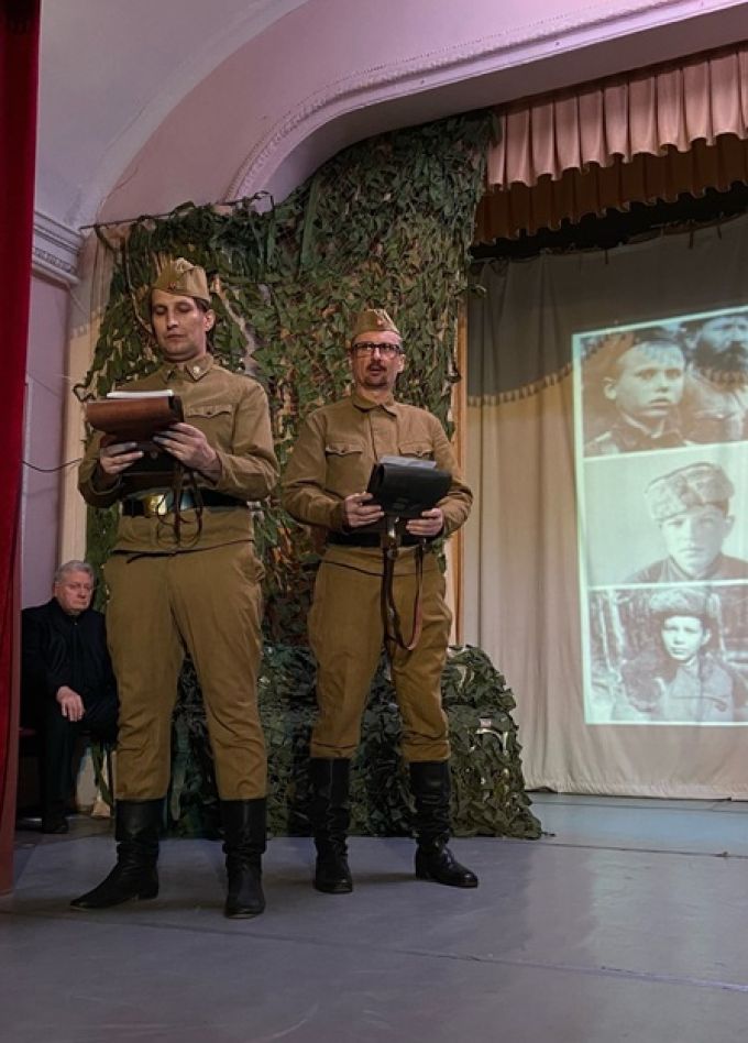 «История города. На перекрёстке военного времени»